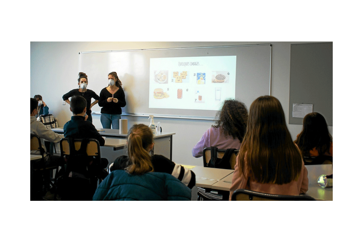 Les étudiantes infirmières ont animé un atelier sur la malbouffe au collège Racine