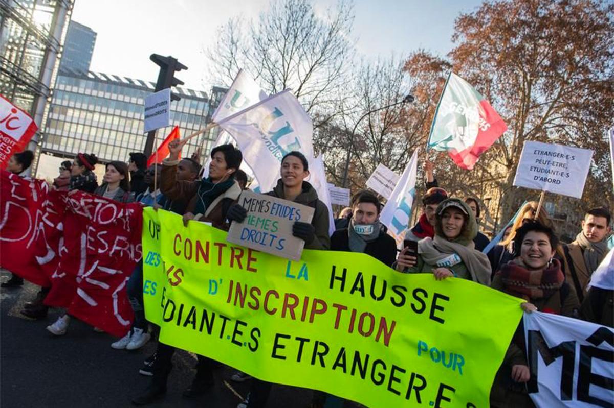 Hausse des frais de scolarité pour les étudiants étrangers: le Conseil d’État rejette le recours de trois associations