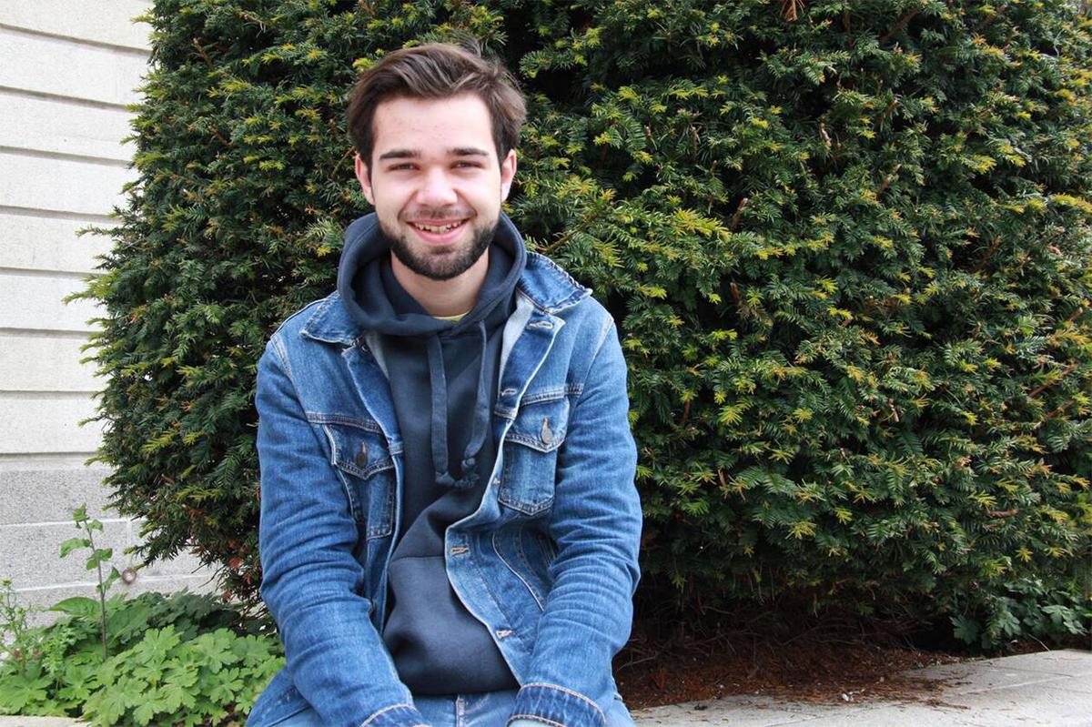 Julien Diraison, étudiant en 3e année de médecine à Rennes, a réalisé un stage de sémiologie à l’hôpital de Saint-Brieuc, une première due à la crise sanitaire. | © Soizic QUÉRO - OUEST-FRANCE