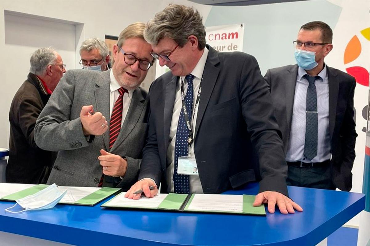 L’Anses et le Cnam créent l’unité de recherche Metabiot pour mettre l’IA au service de la sécurité alimentaire