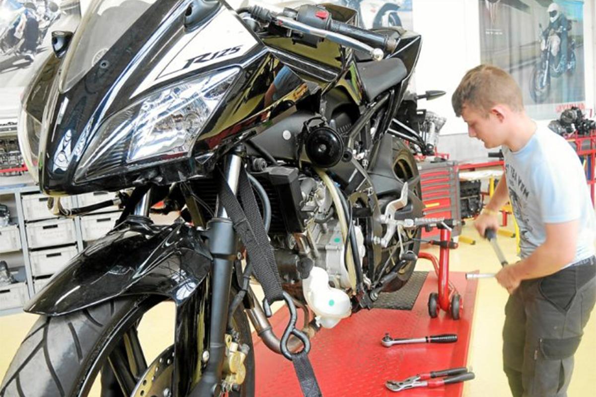 Un BTS maintenance motocycles, unique en Bretagne, ouvert à la rentrée au lycée Fulgence-Bienvenüe de Loudéac