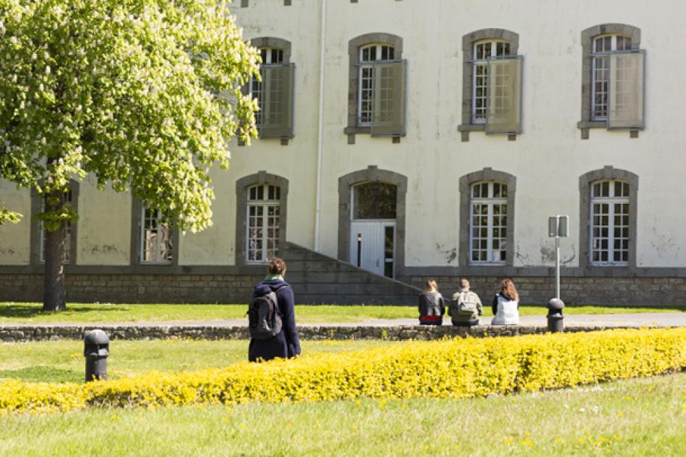 Université Catholique De L Ouest Bretagne Nord
